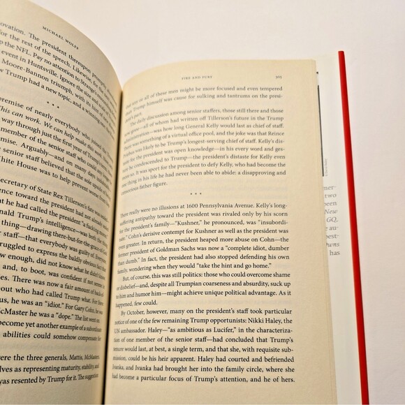 Fire and Fury by Michael Wolff (HB 2018); Pres. Trump; White House; Politics - Picture 4 of 9
